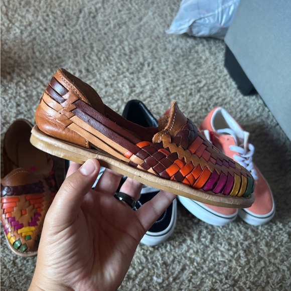 Women’s shoes bundle - Picture 4 of 6